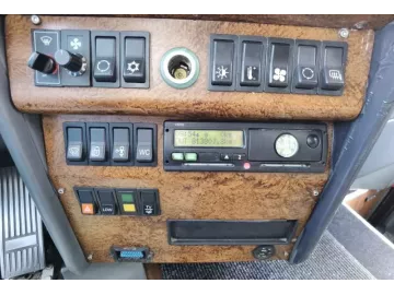 Van Hool T915 Acron