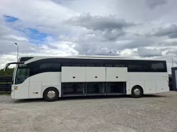 Mercedes-Benz tourismo RHD-M