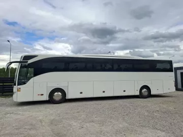 Mercedes-Benz tourismo RHD-M