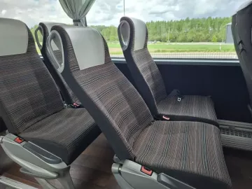 Mercedes-Benz tourismo RHD-M